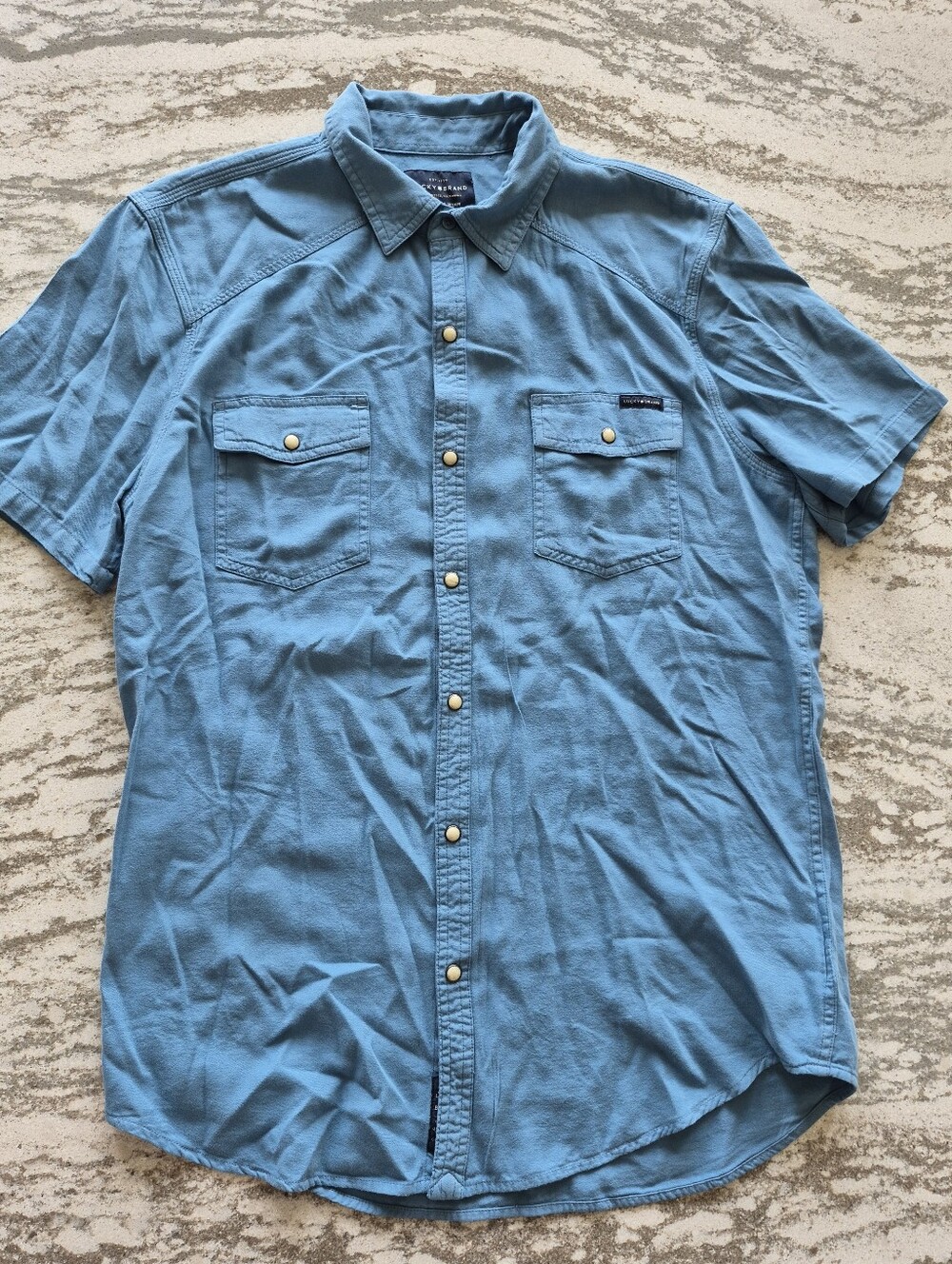 Lucky Brand Men's Washed & Worn Shirt New Size Medium - Picture 3 of 3